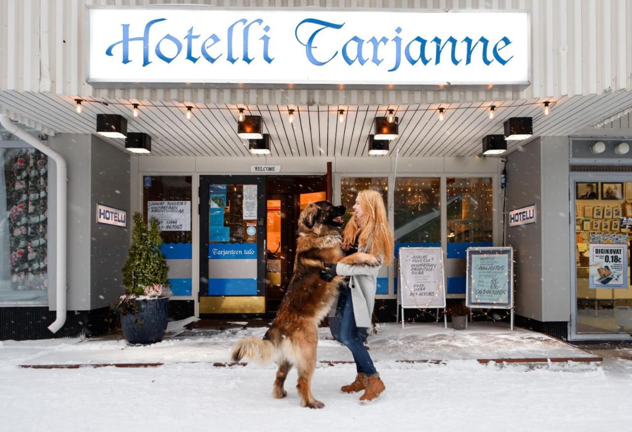 Huoneistohotelli Tarjanne 维拉特 外观 照片